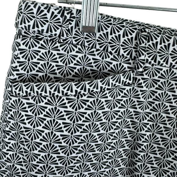Laundry By Shelli Segal Black White Fan Print Cotton Chino Shorts Size 10 - Picture 3 of 9